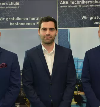 Studenten der ABB Technikerschule