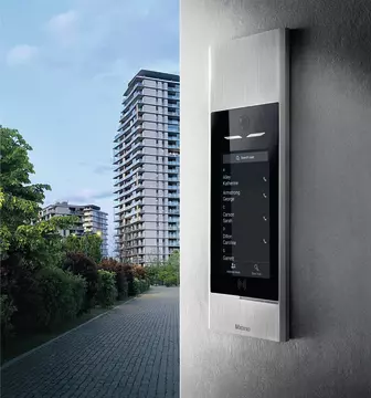 Videosprechanlage und modernes Haus