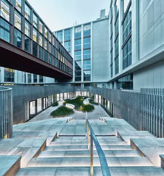 Pirelli 35 - modernes Gebäude in Milano