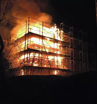 Brand auf Baustelle