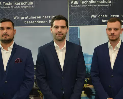Studenten der ABB Technikerschule