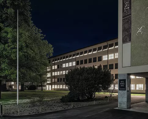 Beleuchtung Wirtschaftsgymnasium Basel