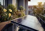 Solarpanel auf Balkon
