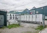 Die grösste Speicherbatterie der Schweiz steht in Ingenbohl SZ – ein Kraftpaket mit 28 Megawatt Leistung zur Stabilisierung des Stromnetzes.